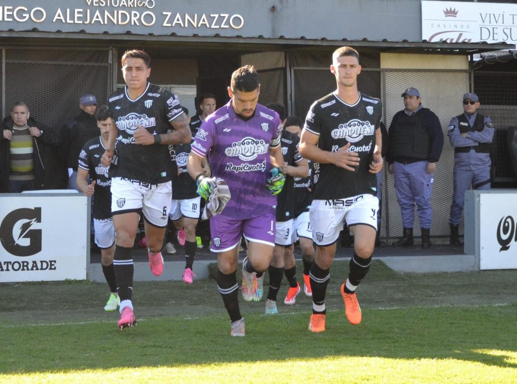 Primera Nacional: For Ever busca mantener la racha ganadora ante Madryn