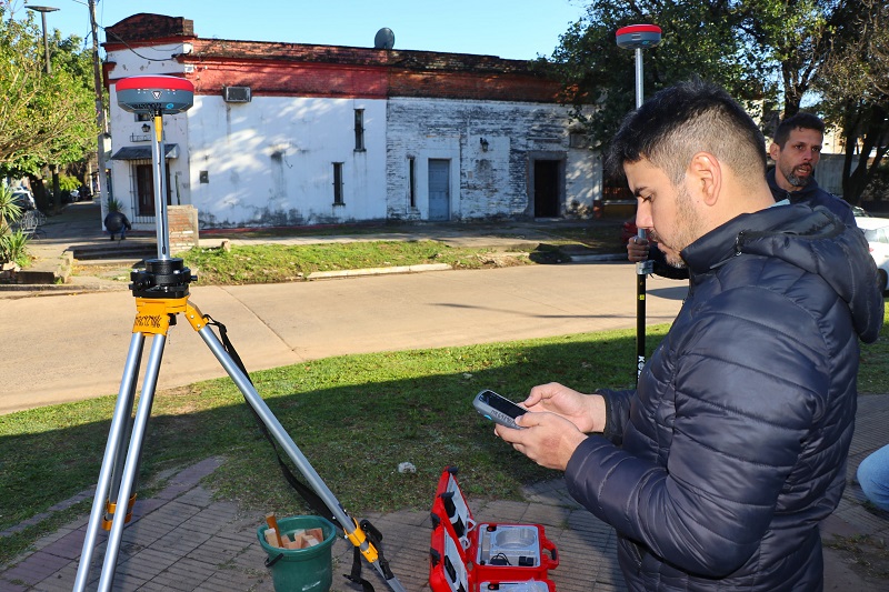 Comenzó el relevamiento para la mensura de terrenos en el predio del exferrocarril Comenzó el relevamiento para la mensura de terrenos en el predio del exferrocarril