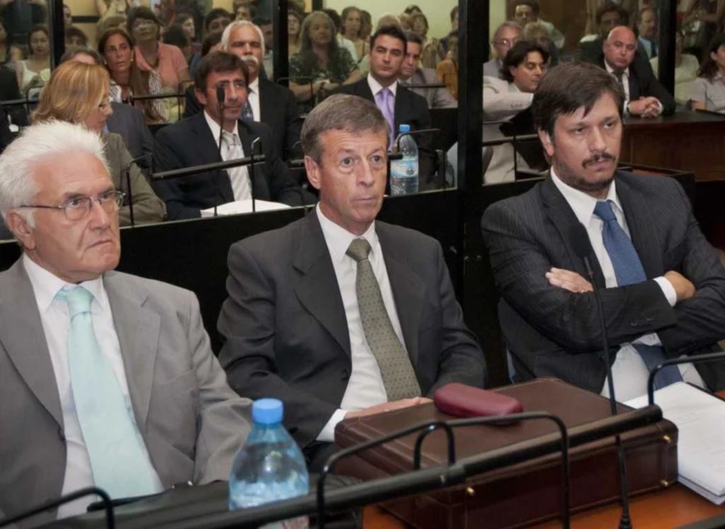 Se entregó el comisario Rubén Santos, ex jefe de la Policía del gobierno de De La Rúa Se entregó el comisario Rubén Santos, ex jefe de la Policía del gobierno de De La Rúa