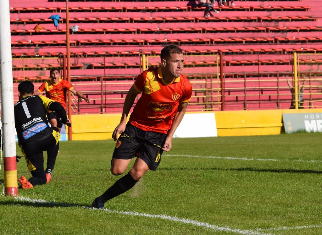 Federal A: Sarmiento empató ante Crucero y deberá seguir remando