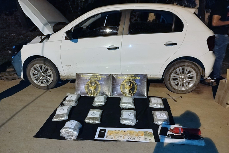 Secuestran más de 9 kilos de marihuana y un automóvil en La Leonesa Secuestran más de 9 kilos de marihuana y un automóvil en La Leonesa