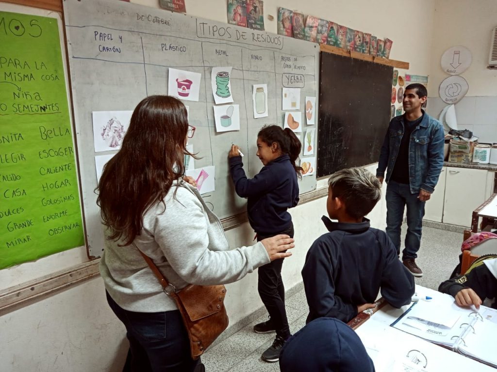 Con énfasis en la gestión de residuos, promueven espacios saludables en el ámbito escolar
