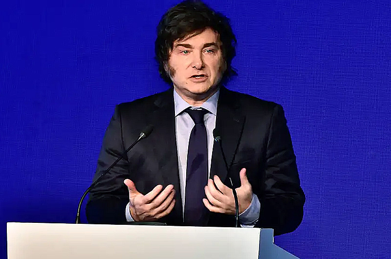 Milei ya firmó los vetos para suspender el aumento de jubilaciones y la emergencia en discapacidad Milei ya firmó los vetos para suspender el aumento de jubilaciones y la emergencia en discapacidad