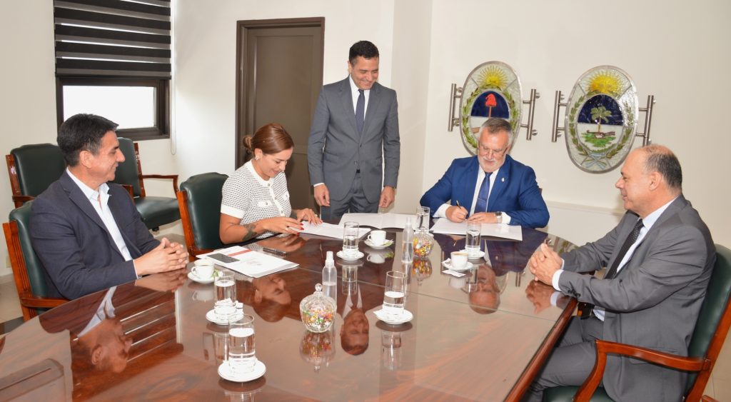 Barranqueras: firman comodato para inmueble en el que funcionará la Unidad de Atención a la Víctima y la Ciudadanía Barranqueras: firman comodato para inmueble en el que funcionará la Unidad de Atención a la Víctima y la Ciudadanía