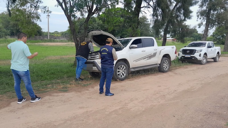 Lo detuvieron con documentación falsa y una camioneta robada Lo detuvieron con documentación falsa y una camioneta robada