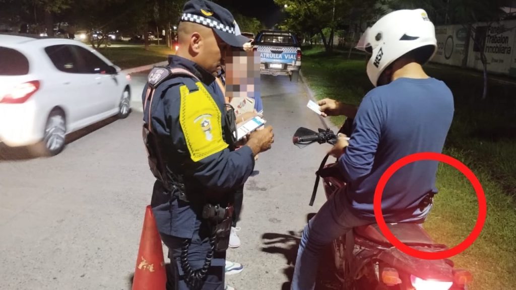 Detienen a un hombre armado durante un control vehicular en Sáenz Peña