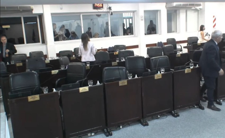 “La ludopatía no es un juego”, reclamó Pérez Pons tras el fracaso en el tratamiento de un proyecto clave “La ludopatía no es un juego”, reclamó Pérez Pons tras el fracaso en el tratamiento de un proyecto clave