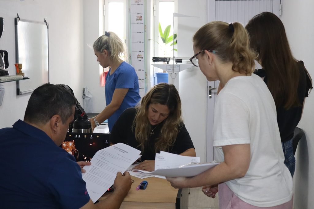 En el vacunatorio municipal se entregan constancias de salud para el inicio escolar