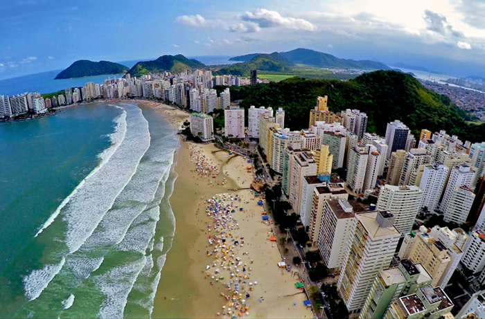 Alarma en Brasil: declararon brote de gastroenterocolitis en las playas Alarma en Brasil: declararon brote de gastroenterocolitis en las playas