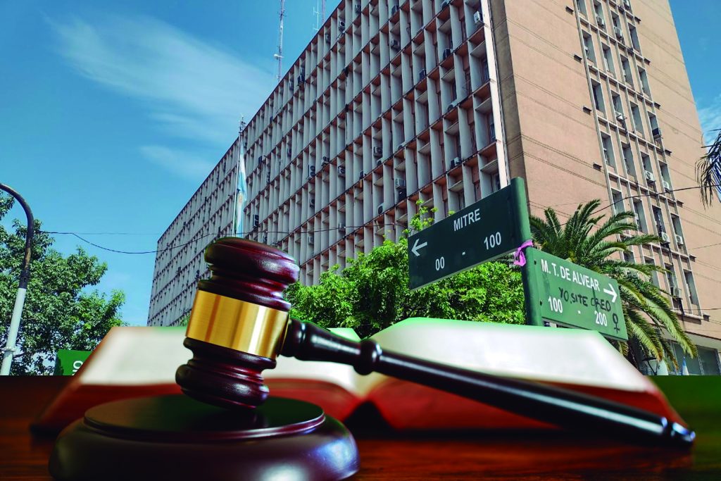 Declaran, por mayoría, inconstitucionalidad de leyes que reglamentaron concursos del personal transitorio del Estado