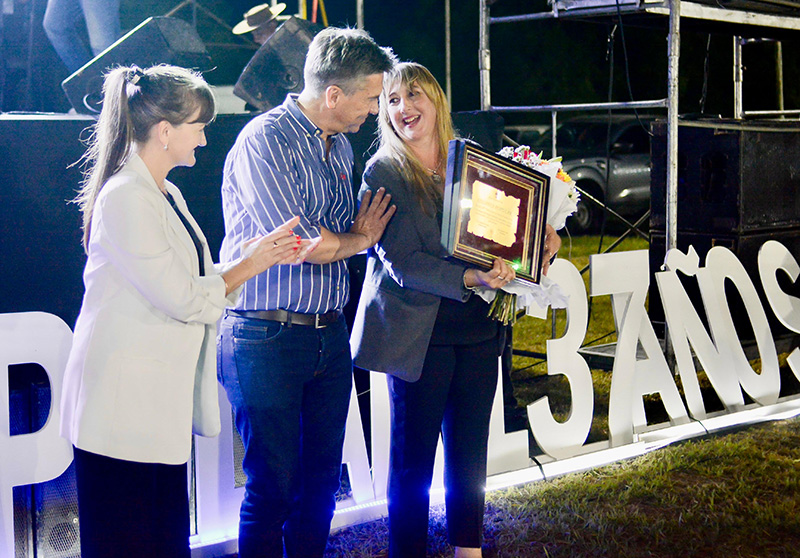 “Seguimos ordenando la provincia y nos permite concretar muchos sueños para los chaqueños”, aseguró Zdero “Seguimos ordenando la provincia y nos permite concretar muchos sueños para los chaqueños”, aseguró Zdero