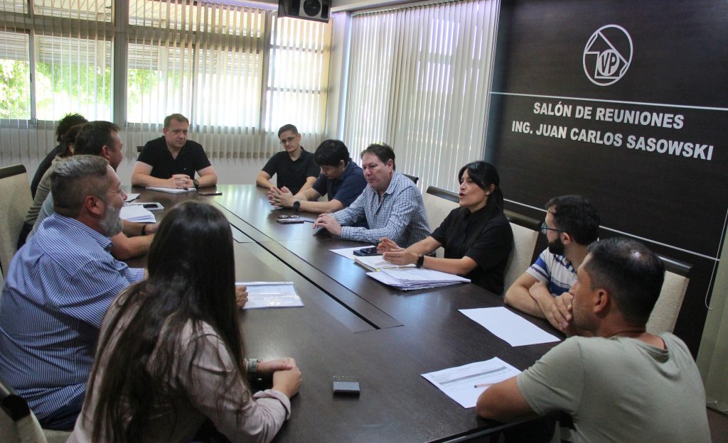Coordinaron acciones para continuar las obras de bacheo y ripio en Resistencia