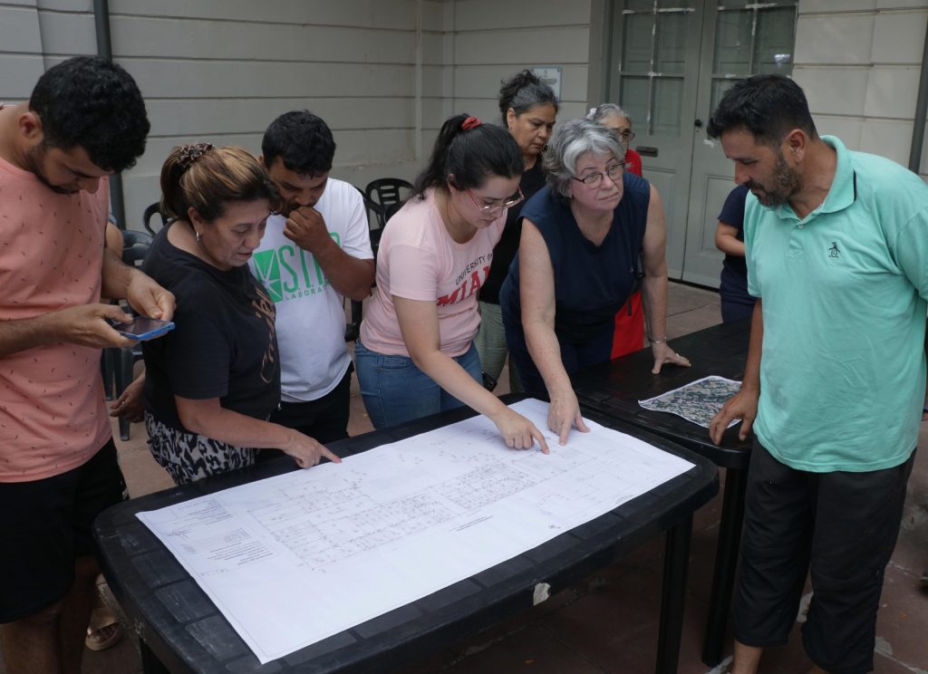 La Municipalidad mostró avances de mensuras a 50 familias beneficiadas