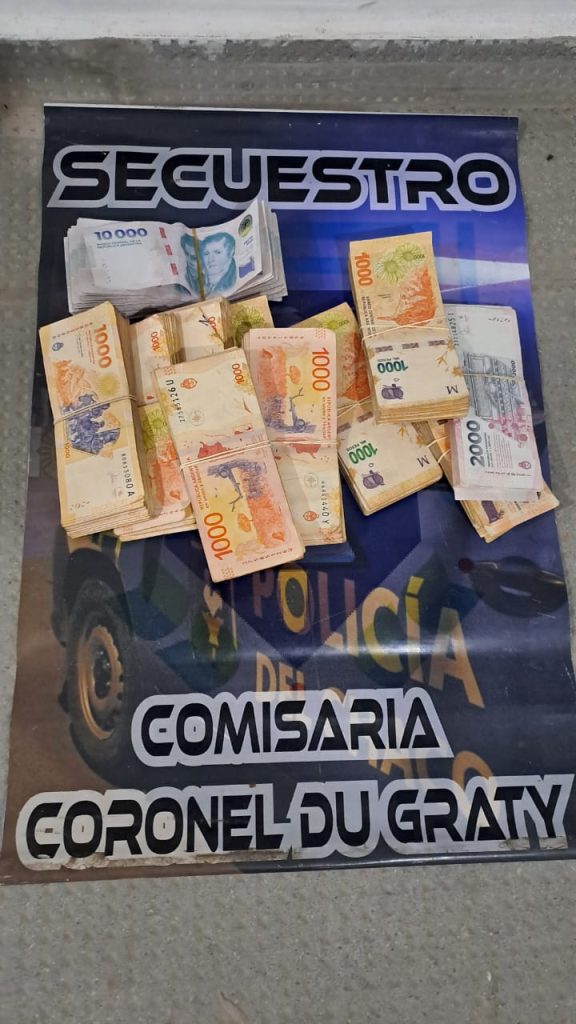 Atraparon a una mujer que sustrajo dinero del lugar donde trabaja