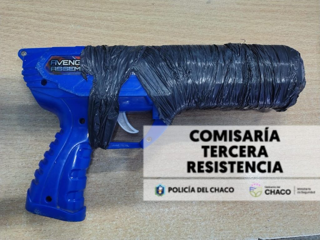 Intentaban robar una moto con una pistola de juguete: fueron detenidos