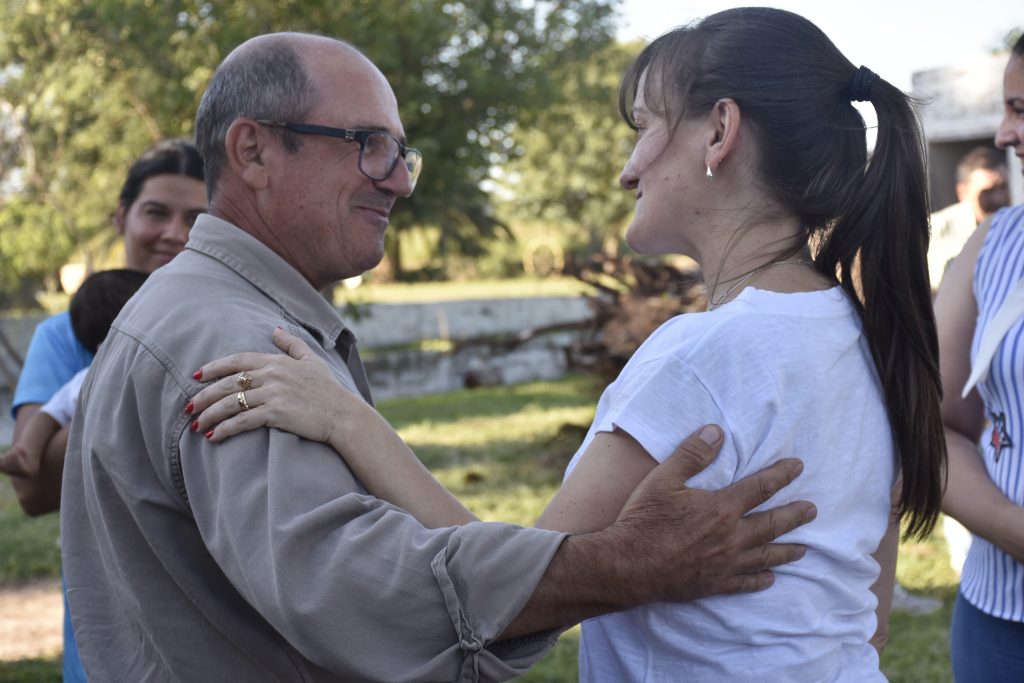 La vicegobernadora visitó Mesón de Fierro para reforzar lazos con la comunidad y escuchar sus necesidades La vicegobernadora visitó Mesón de Fierro para reforzar lazos con la comunidad y escuchar sus necesidades