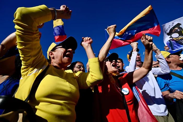 Protestas en todo el mundo por la asunción de Nicolás Maduro en Venezuela Protestas en todo el mundo por la asunción de Nicolás Maduro en Venezuela