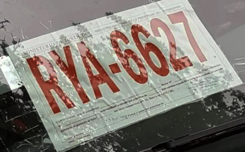 Los países limítrofes aceptarán el ingreso de vehículos argentinos con patentes provisorias de papel Los países limítrofes aceptarán el ingreso de vehículos argentinos con patentes provisorias de papel