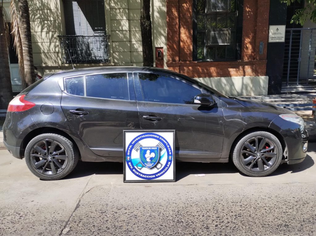 Se llevó el auto de su expareja y nunca lo devolvió: lo detuvieron