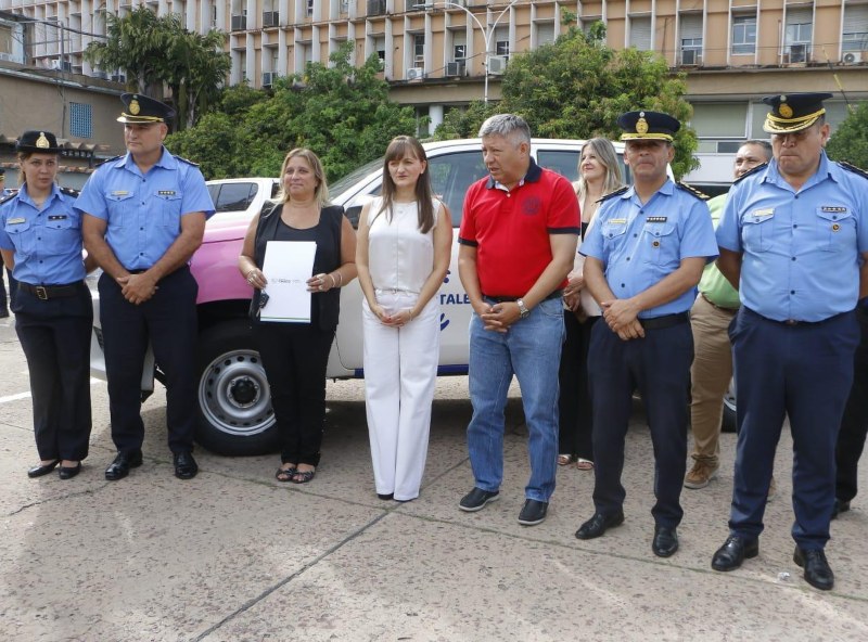 Consumos problemáticos: el programa Fortaleza recibió un vehículo para mejorar el abordaje del flagelo en territorio Consumos problemáticos: el programa Fortaleza recibió un vehículo para mejorar el abordaje del flagelo en territorio
