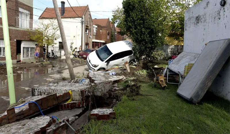 Temporal en Bahía Blanca: 16 muertos, 100 desaparecidos y más de 1.450 evacuados Temporal en Bahía Blanca: 16 muertos, 100 desaparecidos y más de 1.450 evacuados