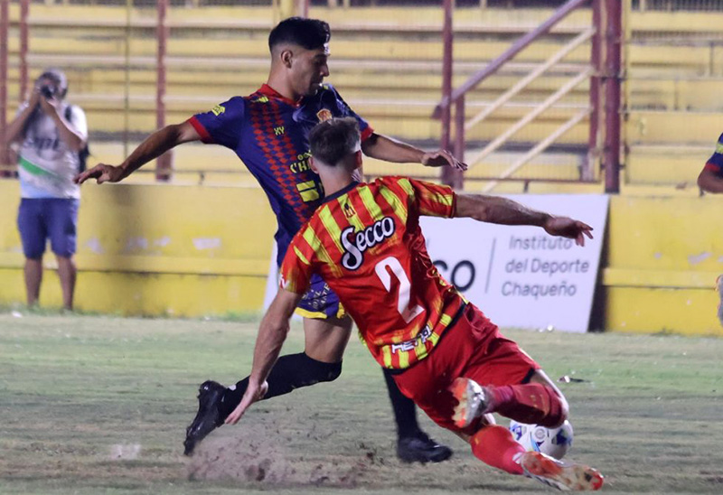 Federal ‘A’: Montenegro con dos goles le dio el triunfo a Sarmiento en el debut Federal ‘A’: Montenegro con dos goles le dio el triunfo a Sarmiento en el debut