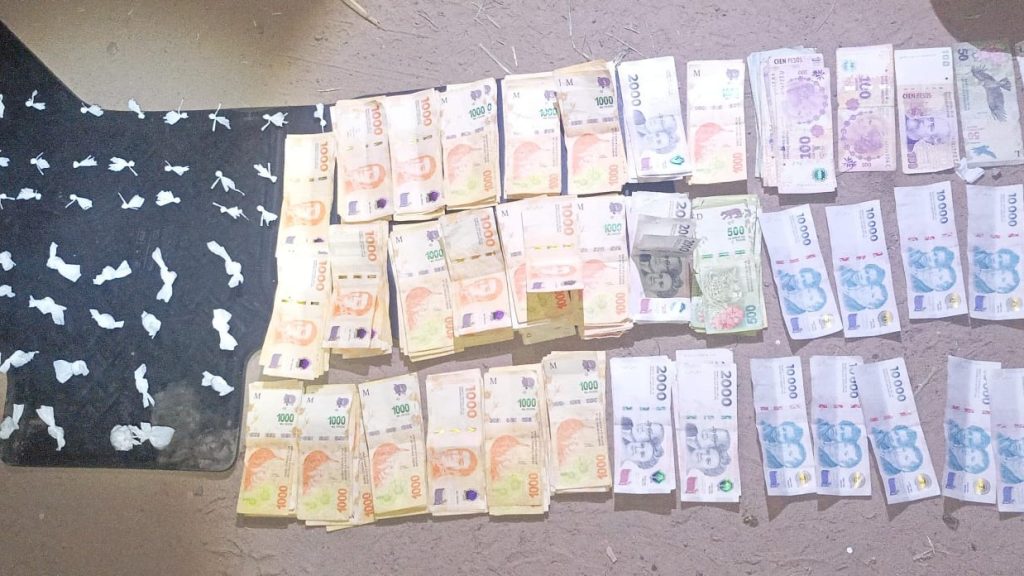 Detuvieron a vendedores de estupefacientes en plena madrugada