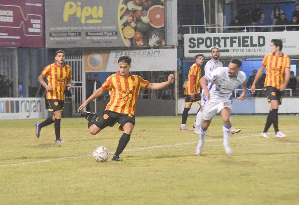 Federal A: Sarmiento no hizo pie en Rafaela y sumó su tercera derrota