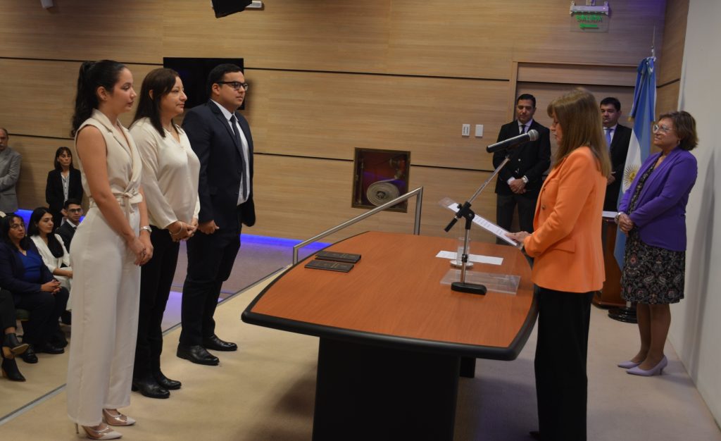 Ante el STJ juraron 22 abogadas y abogados