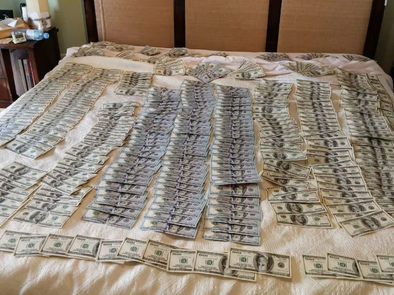 Condenan a dos empresarios a 3 años de prisión por lavar desde Argentina dinero del narcotráfico en EEUU Condenan a dos empresarios a 3 años de prisión por lavar desde Argentina dinero del narcotráfico en EEUU