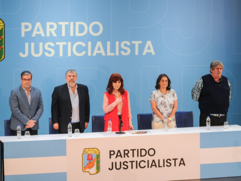 El PJ contra Ficha Limpia: “El verdadero objetivo es ensuciar la voluntad popular” El PJ contra Ficha Limpia: “El verdadero objetivo es ensuciar la voluntad popular”