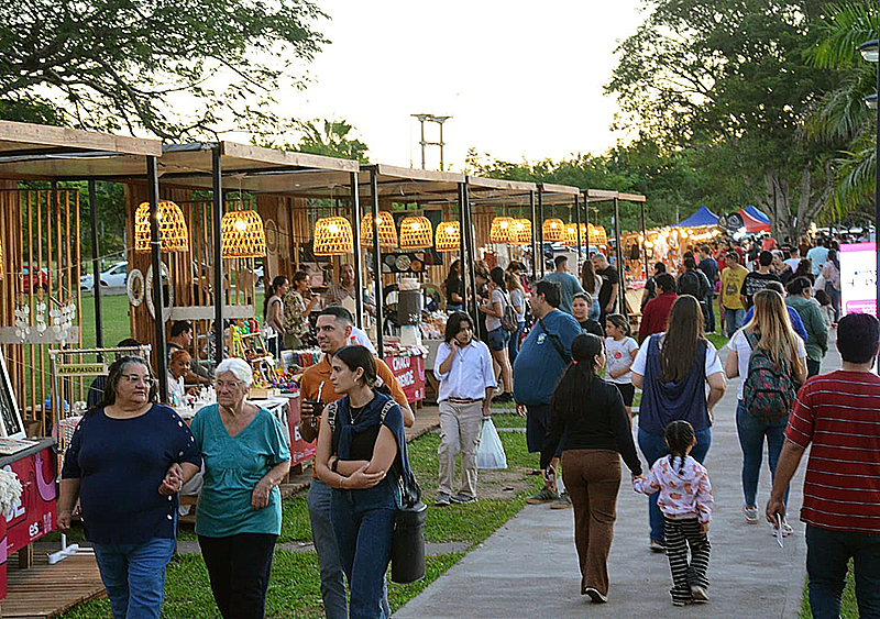 Expo Chaco Emprende se mostró con una gran oportunidad para mostrarse y crecer Expo Chaco Emprende se mostró con una gran oportunidad para mostrarse y crecer