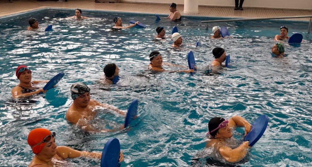 Pileta climatizada en polideportivo Jaime Zapata: apertura de actividades y horarios