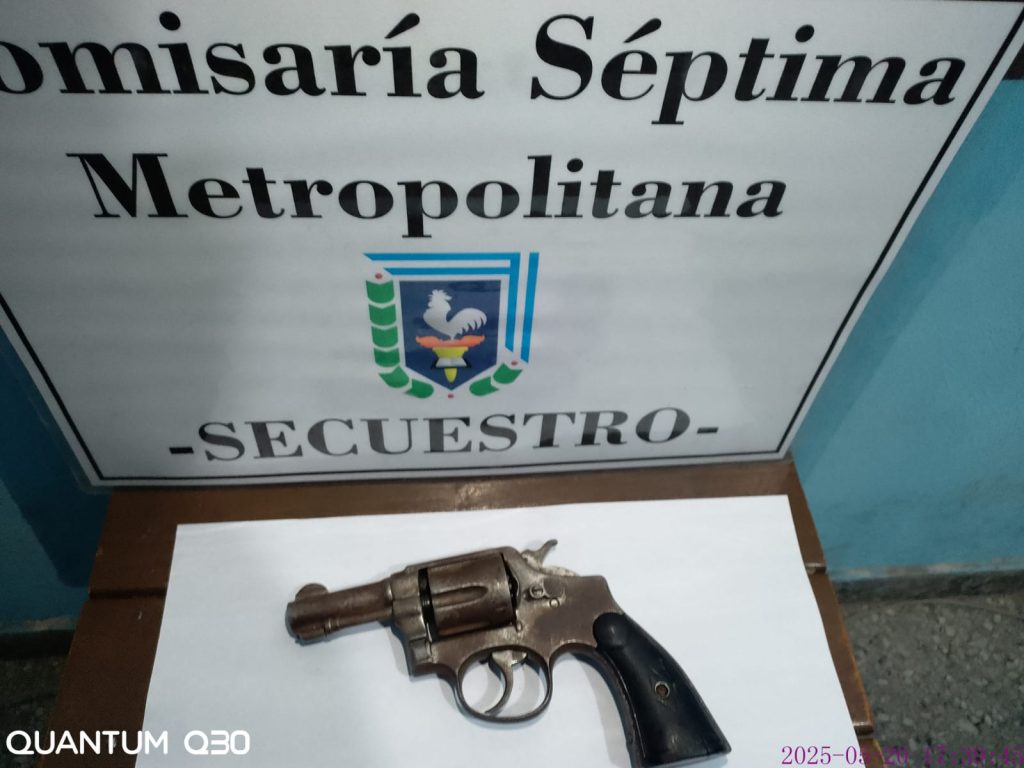 Dos personas aprehendidas tras un robo a mano armada