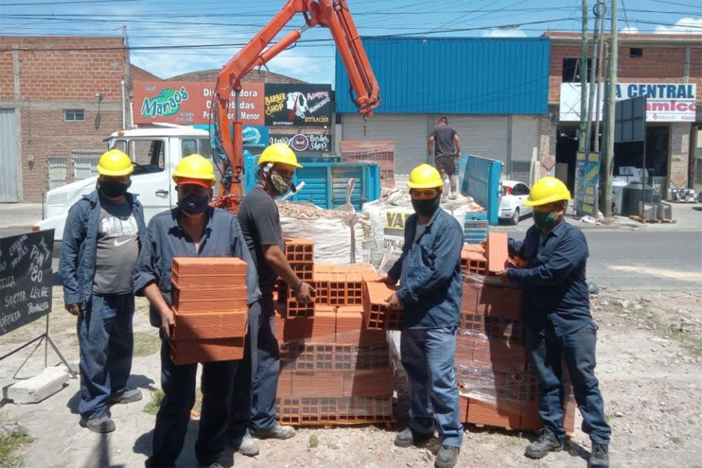 La informalidad laboral llegó a casi el 45% de los asalariados del sector privado