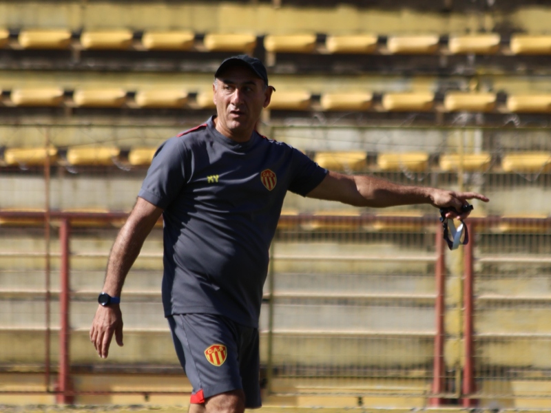 Federal “A”: con flamante DT, Sarmiento mantiene el esquema ante Boca Unidos Federal “A”: con flamante DT, Sarmiento mantiene el esquema ante Boca Unidos