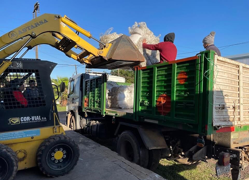 Exitosa segunda venta de selección de Residuos Sólidos Urbanos de la comuna de Barranqueras Exitosa segunda venta de selección de Residuos Sólidos Urbanos de la comuna de Barranqueras