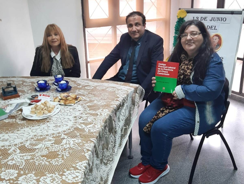 Sáenz Peña: Biblioteca judicial homenajeó a escritores en su día Sáenz Peña: Biblioteca judicial homenajeó a escritores en su día