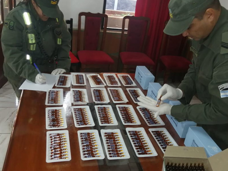 Detienen en Posadas a una banda que desviaba y comercializaba fentanilo en encomiendas Detienen en Posadas a una banda que desviaba y comercializaba fentanilo en encomiendas