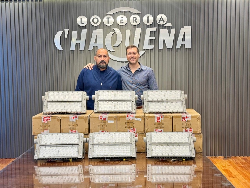 Lotería Chaqueña entregó iluminación led al Club Juventud de El Sauzalito Lotería Chaqueña entregó iluminación led al Club Juventud de El Sauzalito