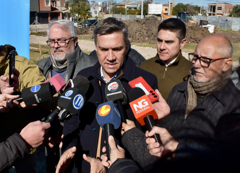 Zdero constató el inicio de obra del fideicomiso inmobiliario “Piacentini” Zdero constató el inicio de obra del fideicomiso inmobiliario “Piacentini”