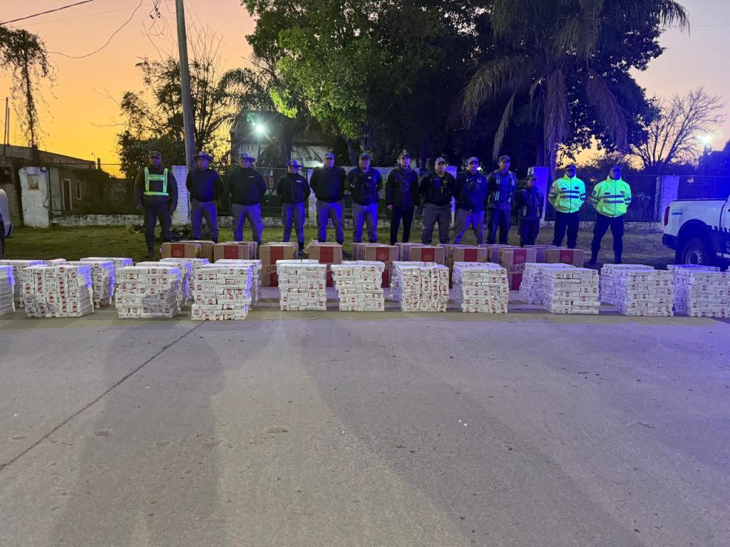 Colaboración entre Gendarmería y la Policía termina con el secuestro de cigarrillos de contrabando