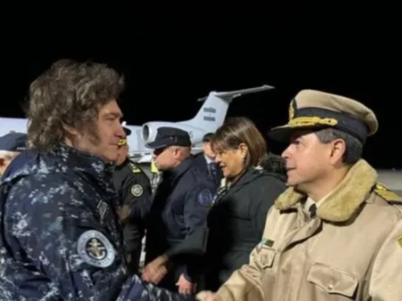 El Gobierno de Javier Milei aumentó los salarios de los militares y los policías navales El Gobierno de Javier Milei aumentó los salarios de los militares y los policías navales