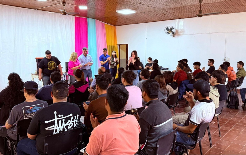 En San Martín y Pampa Almirón, amplia participación al curso de reparación de equipos informáticos En San Martín y Pampa Almirón, amplia participación al curso de reparación de equipos informáticos