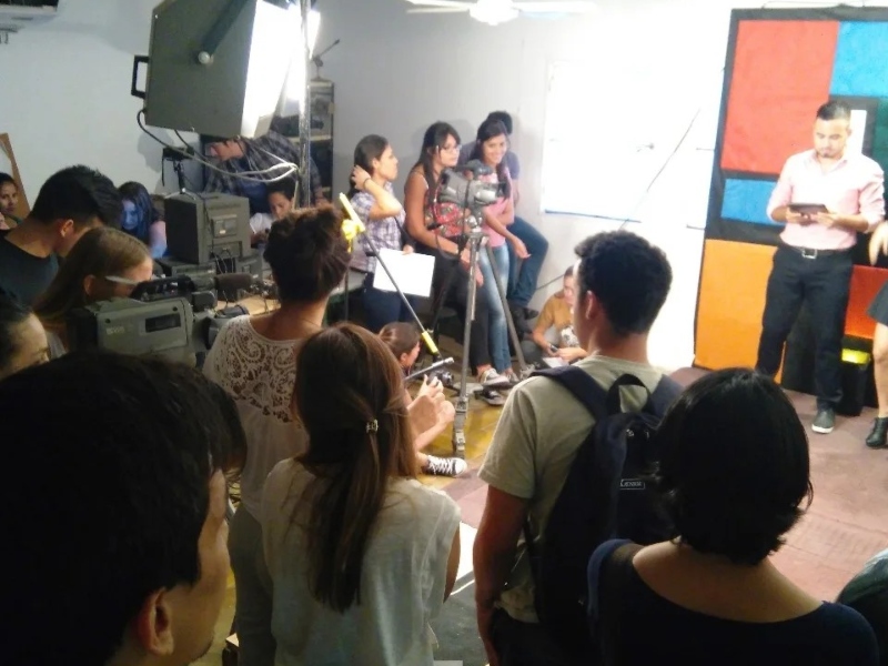 Comunicación Social de la UNNE: impulsan mural, muestra y recomendaciones para una cobertura periodística ética Comunicación Social de la UNNE: impulsan mural, muestra y recomendaciones para una cobertura periodística ética