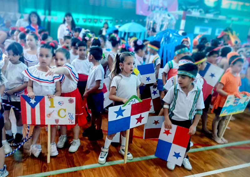 La EEP N°3 celebró su exhibición anual de educación física en el Jaime Zapata La EEP N°3 celebró su exhibición anual de educación física en el Jaime Zapata