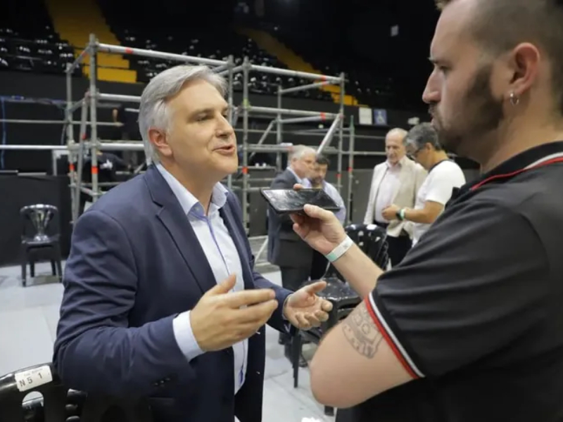 Llaryora: “El modelo económico de este Gobierno está agotado” Llaryora: “El modelo económico de este Gobierno está agotado”