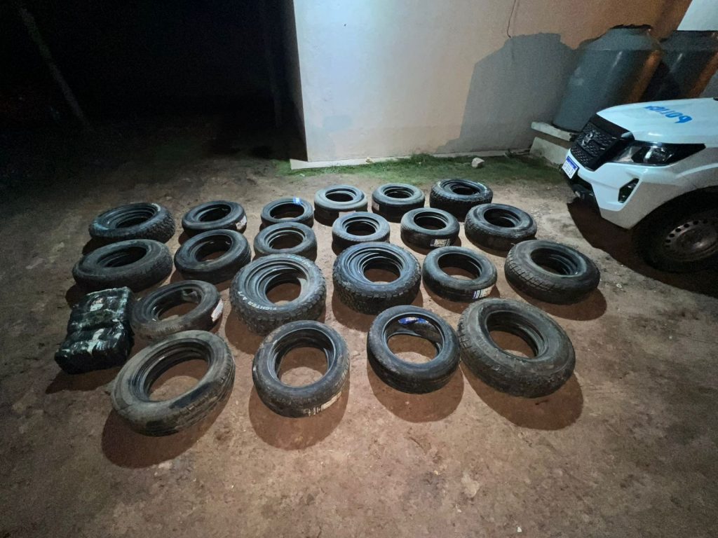 Villa Berthet: detenido con 72 cubiertas y gran suma de dinero