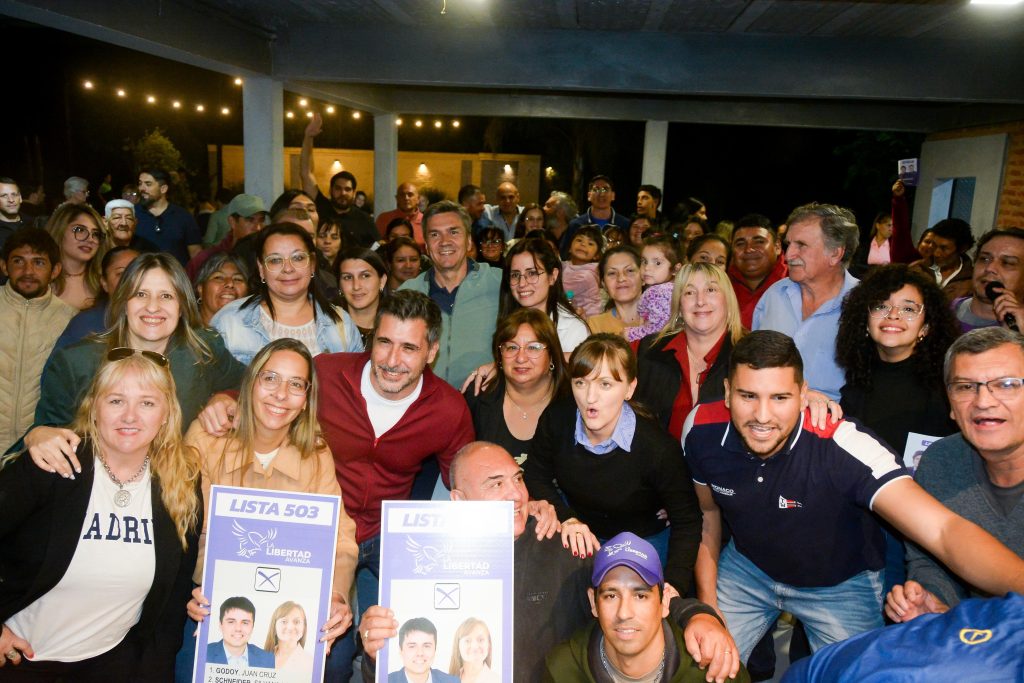 Rumbo al 26 de octubre: “Defender el futuro del Chaco es responsabilidad de todos”, expresó Zdero Rumbo al 26 de octubre: “Defender el futuro del Chaco es responsabilidad de todos”, expresó Zdero