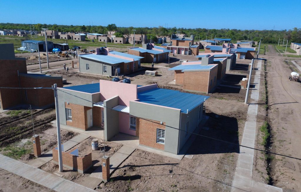 El gobierno provincial avanza con las obras de las 32 viviendas sorteadas en Quitilipi